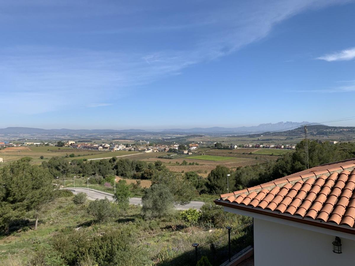 Apartamento Entero Con Vistas Panoramicas Avinyonet del Penedes Luaran gambar