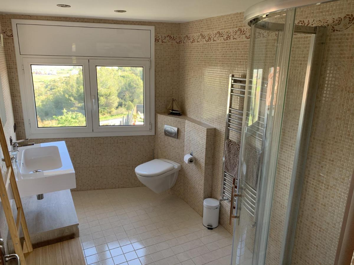 Apartamento Entero Con Vistas Panoramicas Avinyonet del Penedes Luaran gambar