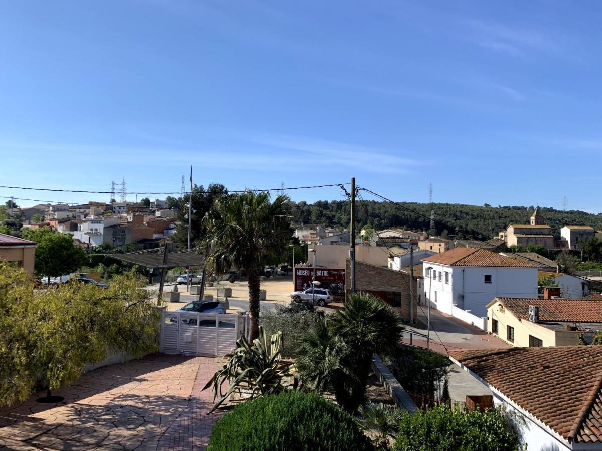 Apartamento Entero Con Vistas Panoramicas Avinyonet del Penedes Luaran gambar