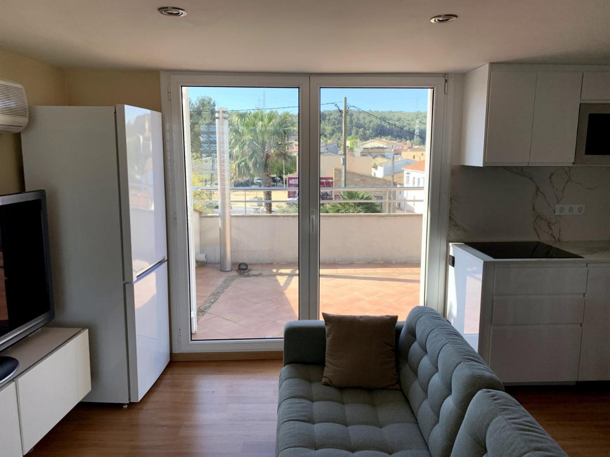 Apartamento Entero Con Vistas Panoramicas Avinyonet del Penedes Luaran gambar